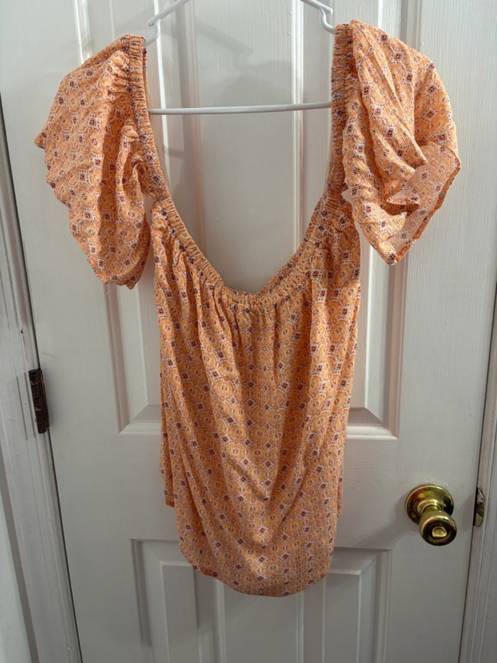 Floral Print off the shoulder Women's Top in Peach